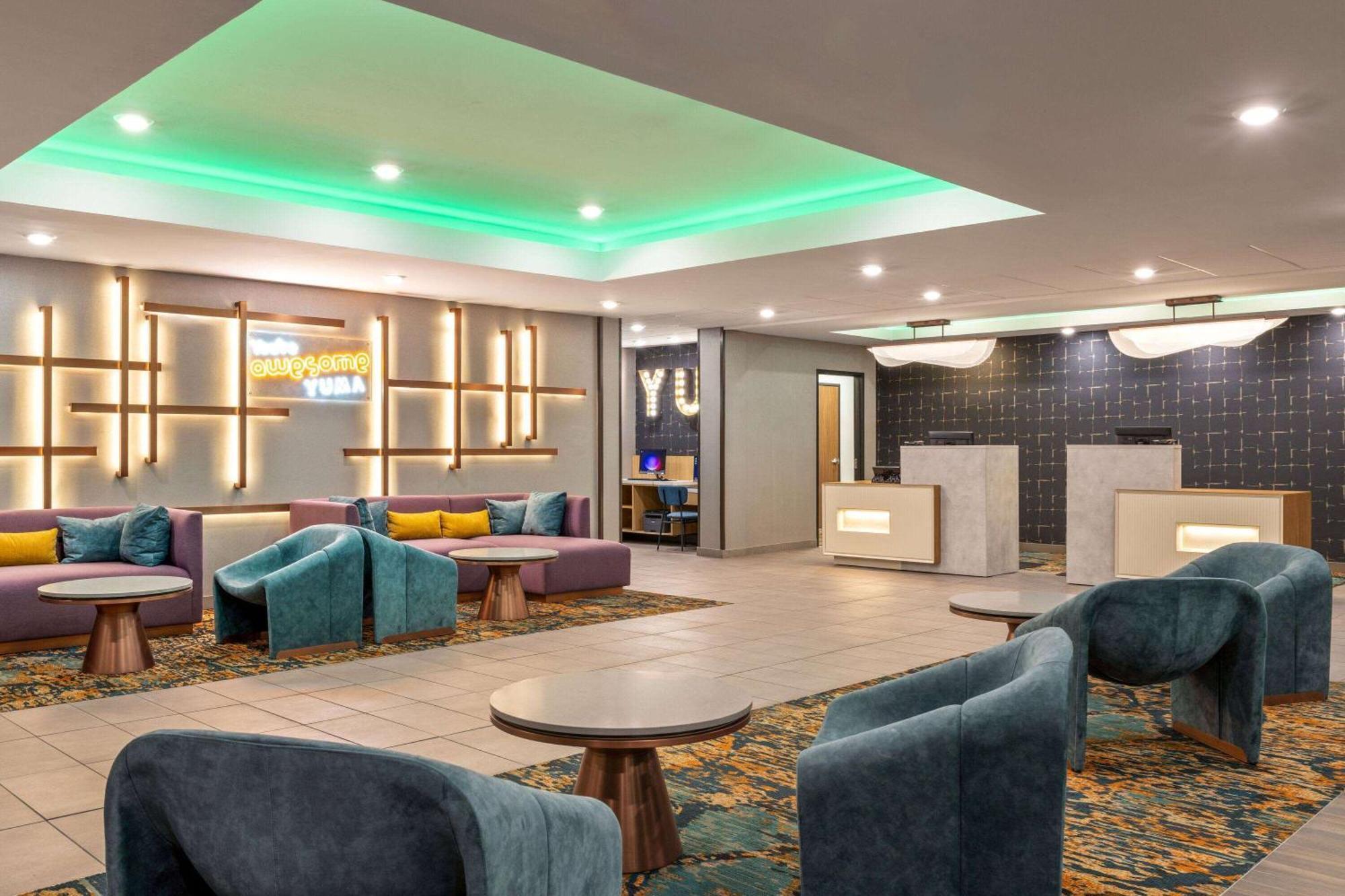 La Quinta Inn & Suites By Wyndham ユマ エクステリア 写真